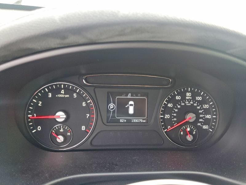 2017 KIA SORENTO LX 9