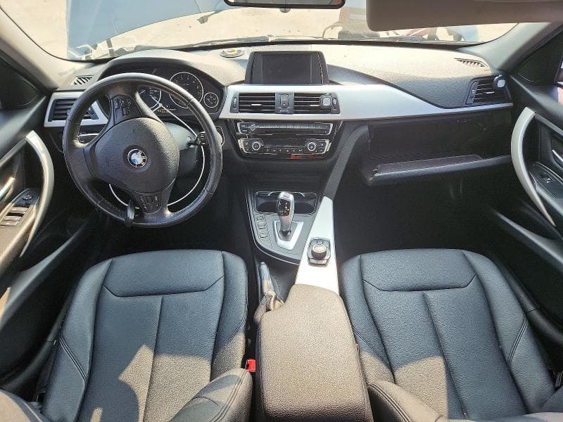 2018 BMW 320 XI 8