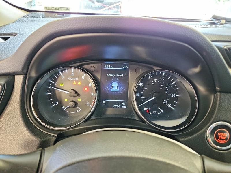 2017 NISSAN ROGUE SL 9