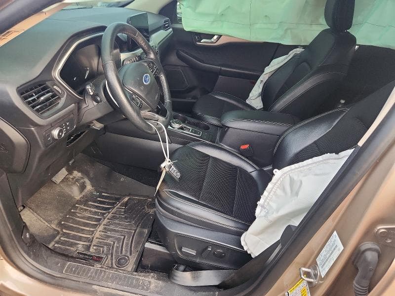 2020 FORD ESCAPE SEL 7