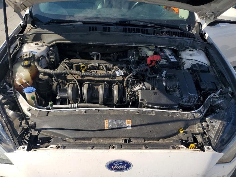 2017 FORD FUSION SE 11