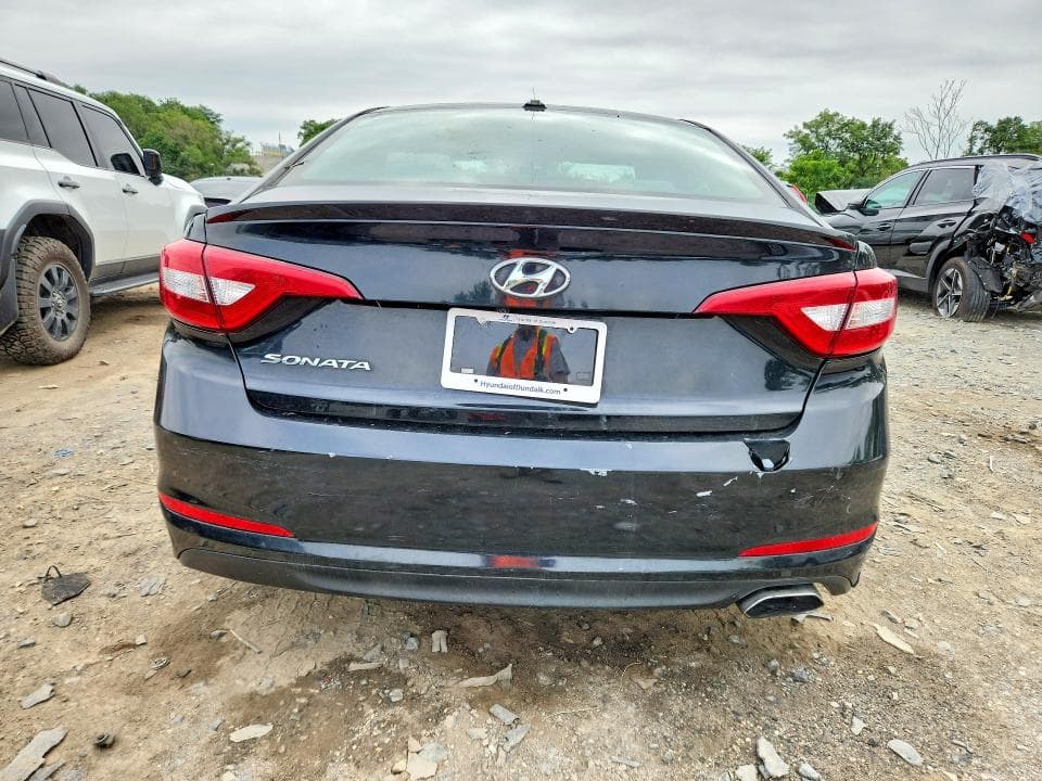 2017 HYUNDAI SONATA SE 6
