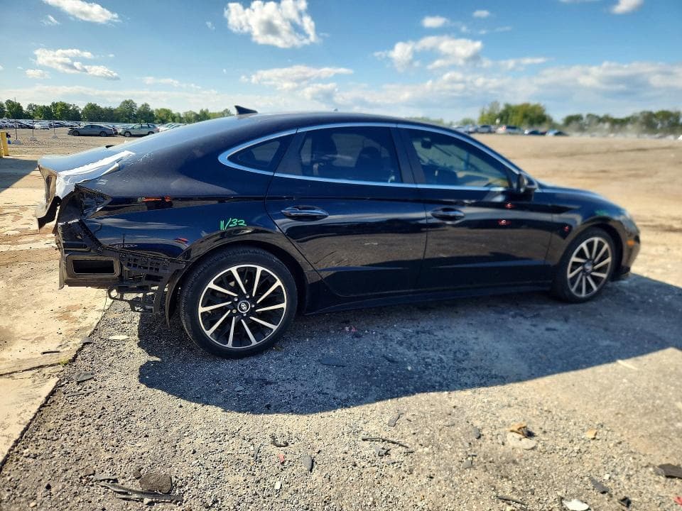 2021 HYUNDAI SONATA LIMITED 3