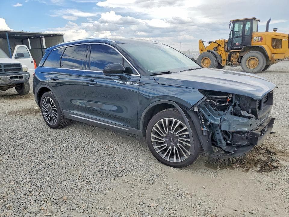 2022 LINCOLN CORSAIR RESERVE 4