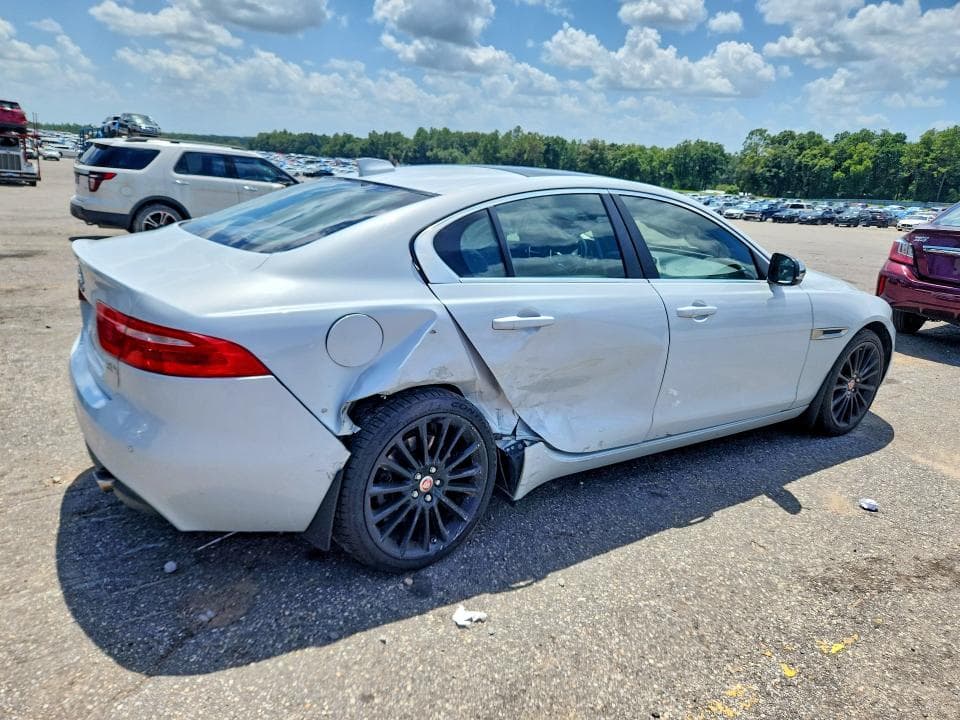2017 JAGUAR XE FIRST EDITION 3