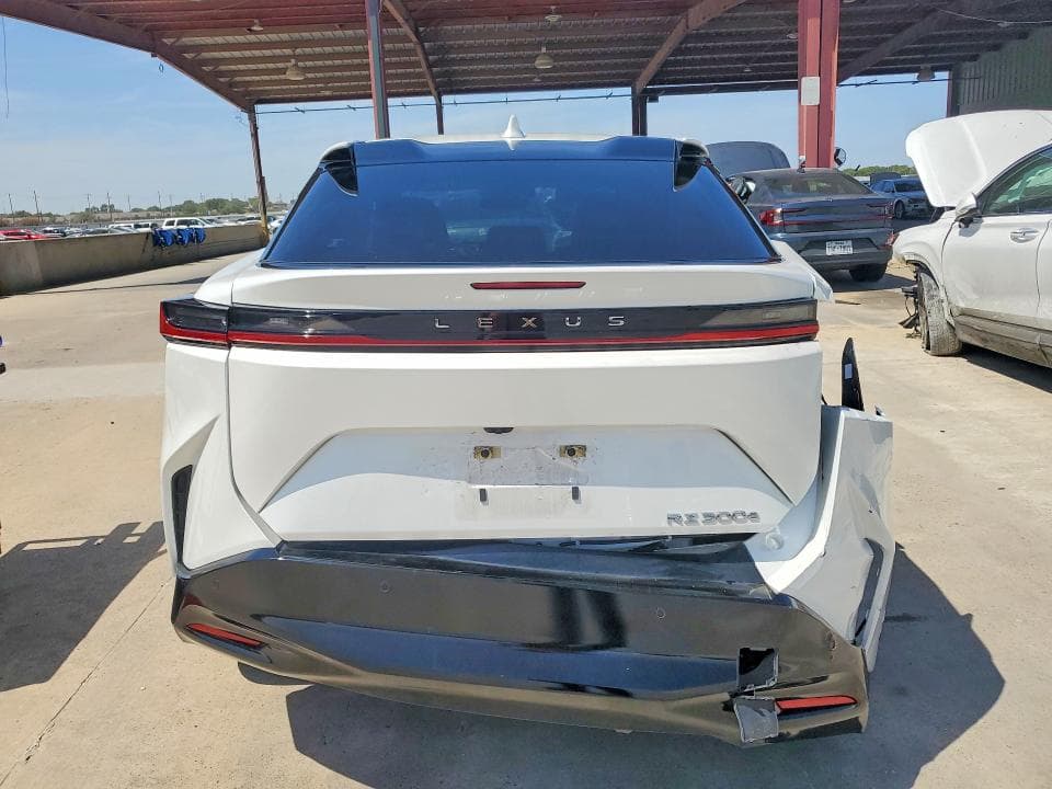 2024 LEXUS RZ 300E 6