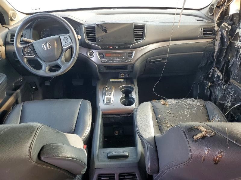 2022 HONDA PILOT SE 8