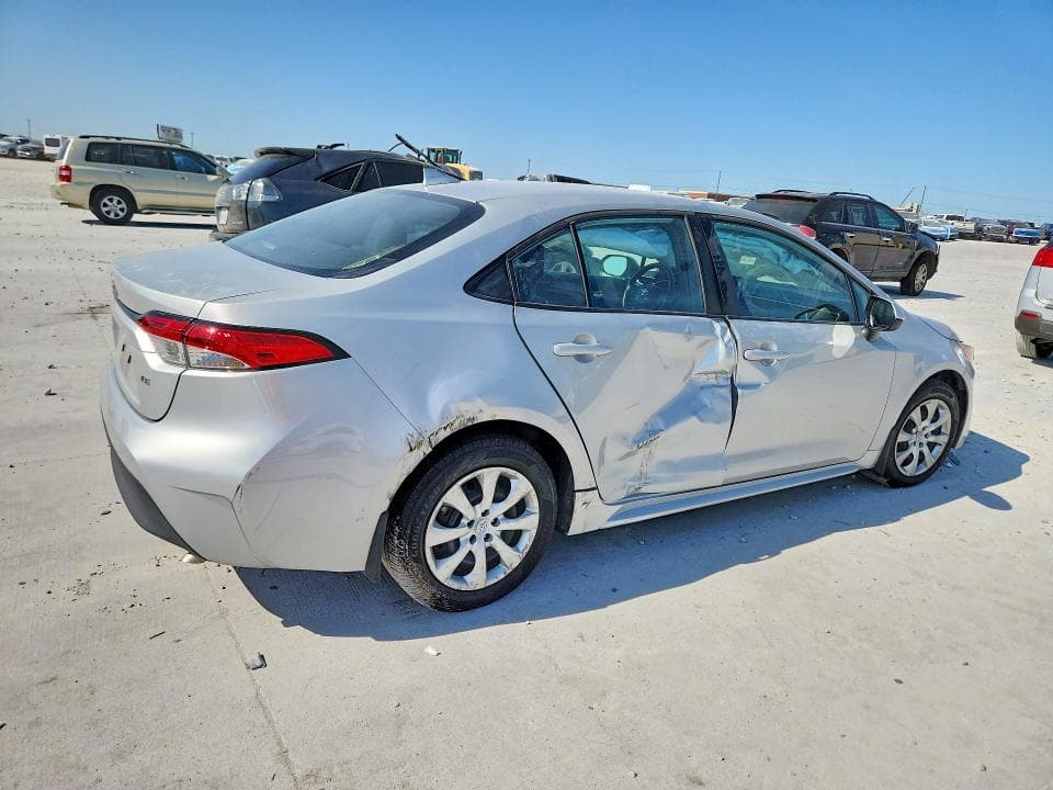 2024 TOYOTA COROLLA LE 3