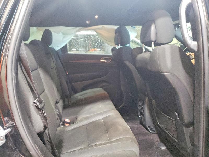 2018 JEEP GRAND CHEROKEE LAREDO 11