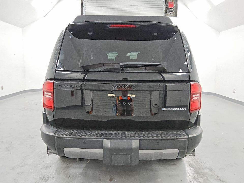 2024 TOYOTA LAND CRUISER FIRST EDITION 6