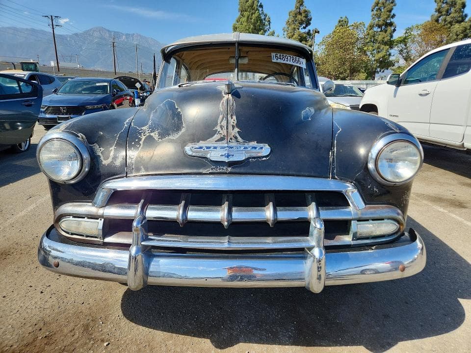1952 CHEVROLET DELUXE 2 DOOR 5