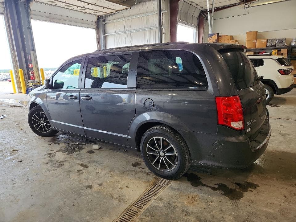 2018 DODGE GRAND CARAVAN GT 2