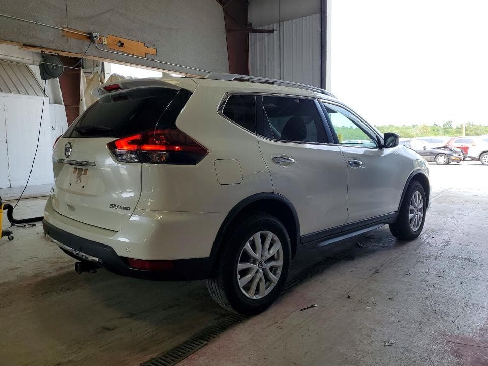 2020 NISSAN ROGUE SV 3