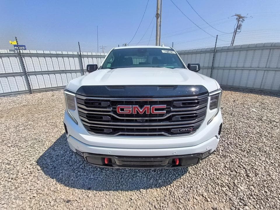2026 GMC SIERRA K1500 AT4 5