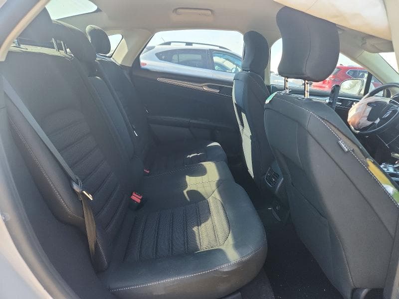 2019 FORD FUSION SE 10