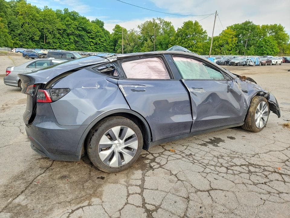 2023 TESLA MODEL Y 3