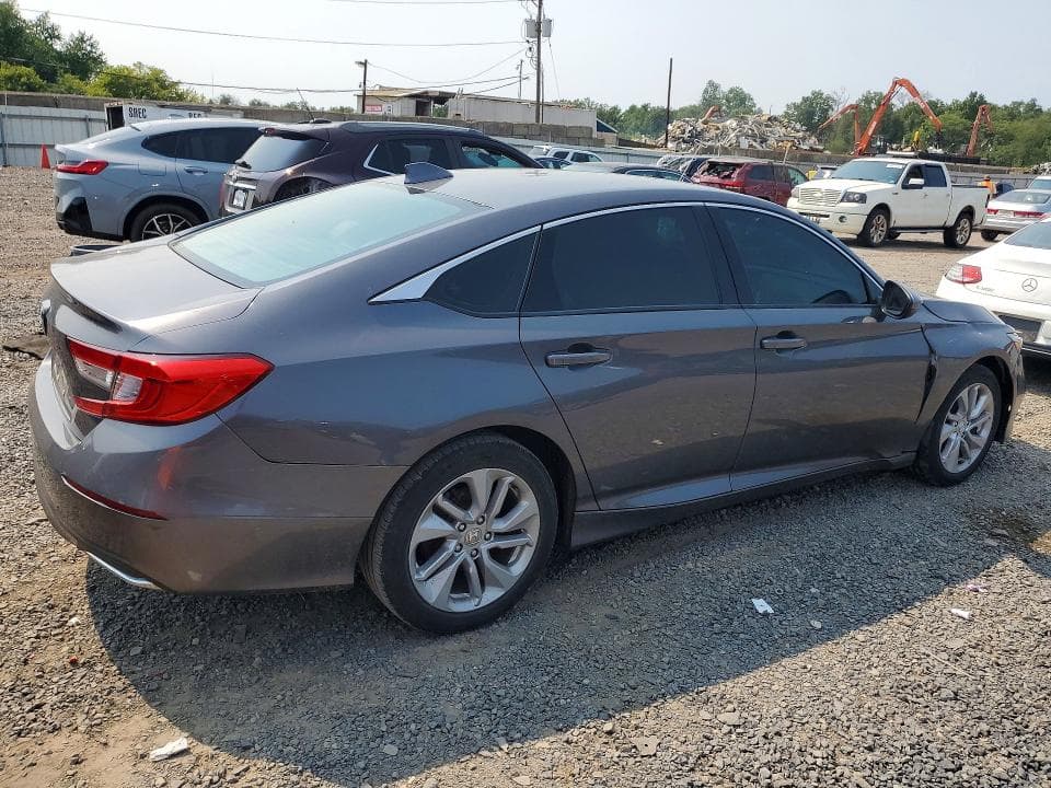 2018 HONDA ACCORD LX 3