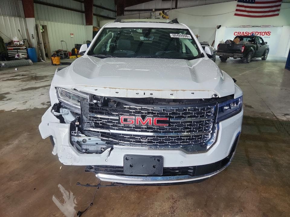 2023 GMC ACADIA DENALI 5