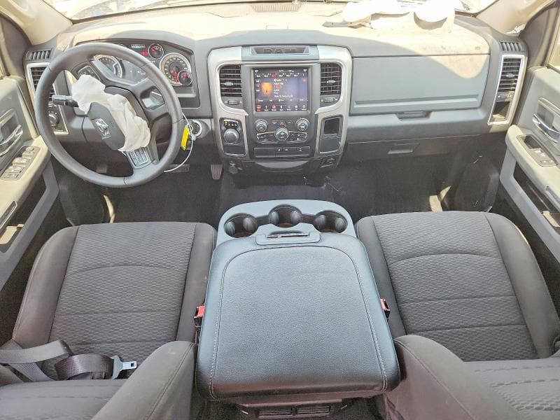 2019 RAM 1500 CLASSIC SLT 8