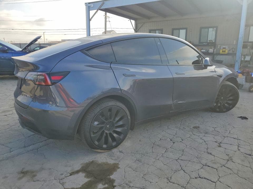 2022 TESLA MODEL Y 3