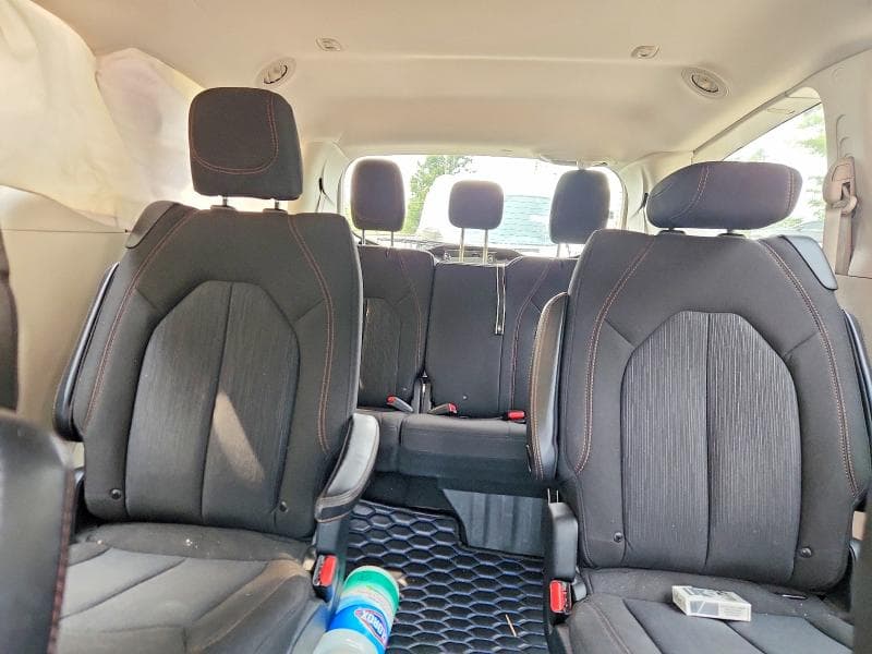 2020 CHRYSLER PACIFICA TOURING 10