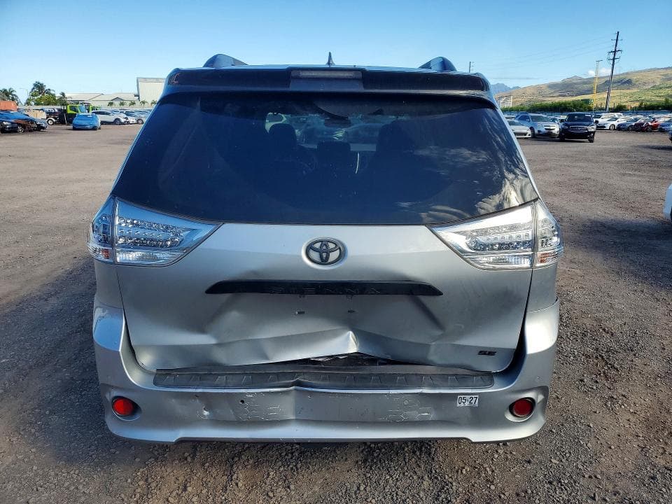 2020 TOYOTA SIENNA SE 8-PASSENGER 6