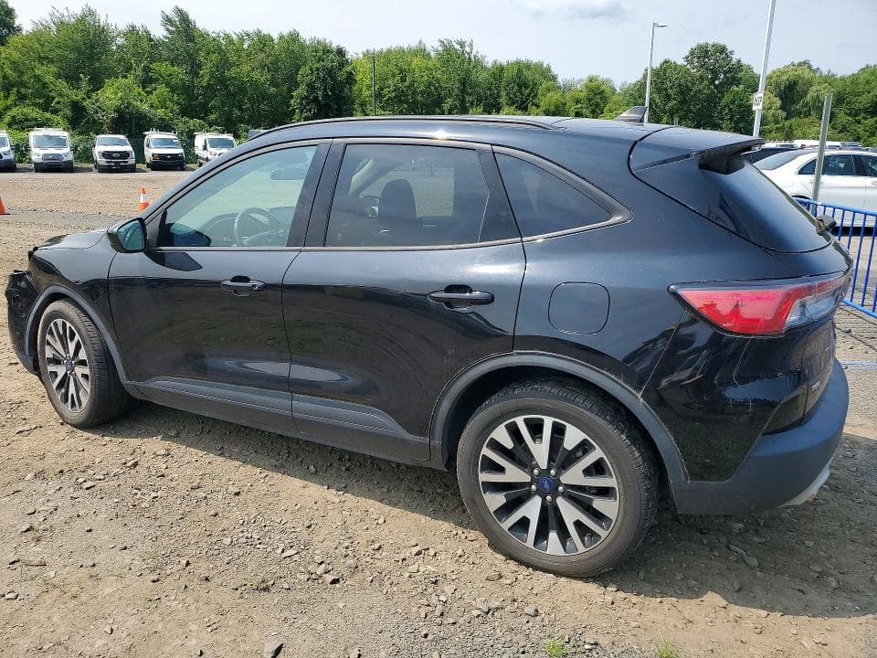 2020 FORD ESCAPE SE SPORT 2