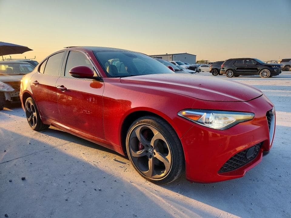 2017 ALFA ROMEO GIULIA Q4 4