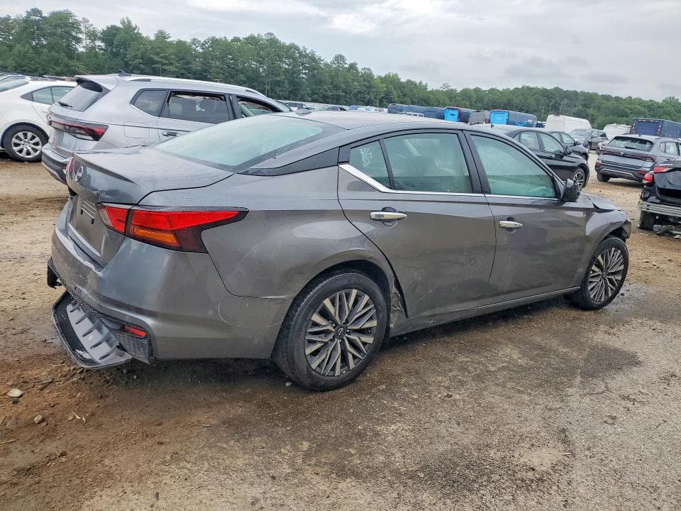 2025 NISSAN ALTIMA SV 3