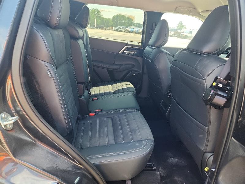 2026 MITSUBISHI OUTLANDER SE 11