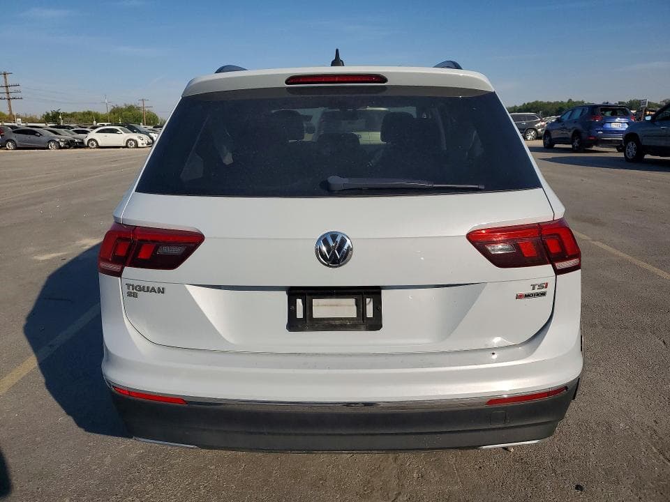 2018 VOLKSWAGEN TIGUAN SE 6