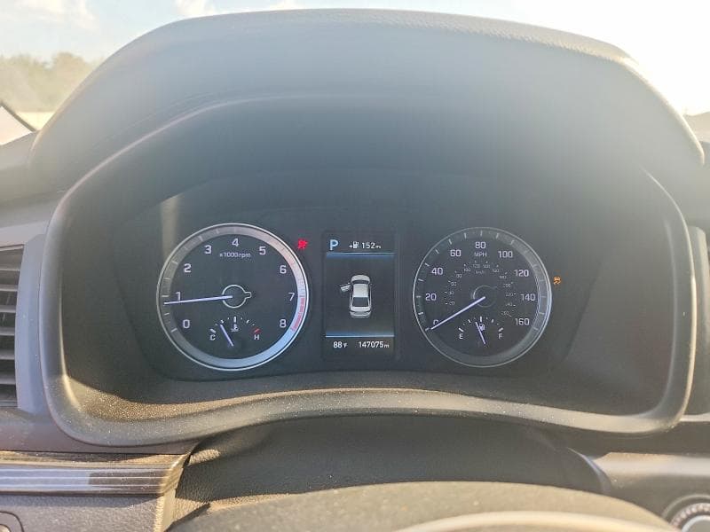2018 HYUNDAI SONATA LIMITED 9