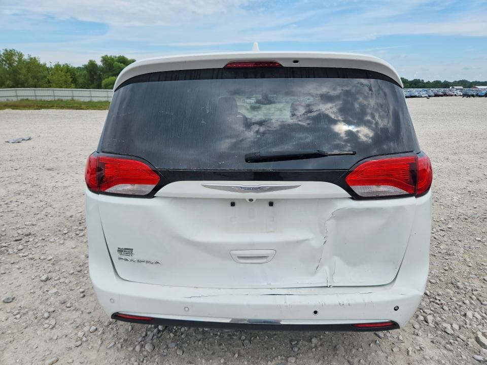 2018 CHRYSLER PACIFICA TOURING L PLUS 6