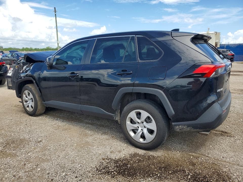 2023 TOYOTA RAV4 LE 2