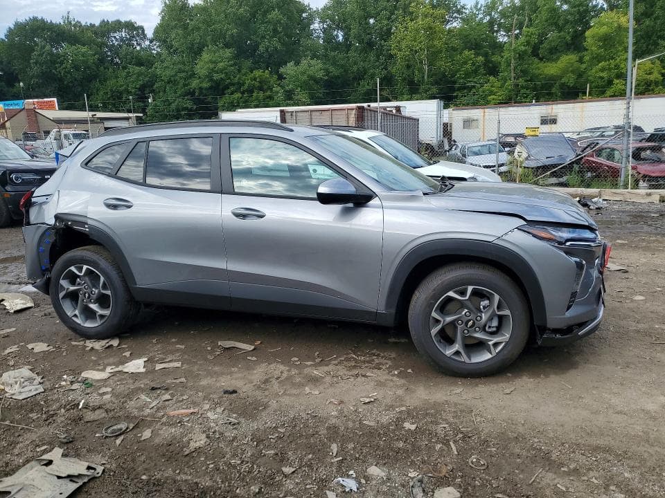 2026 CHEVROLET TRAX 1LT 4