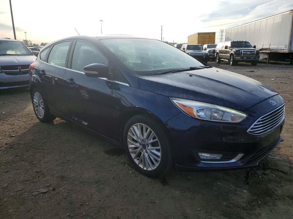 2017 FORD FOCUS TITANIUM 4