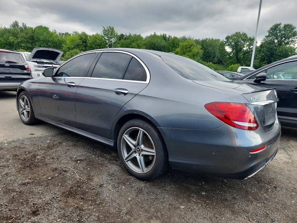 2017 MERCEDES-BENZ E 300 4MATIC 2