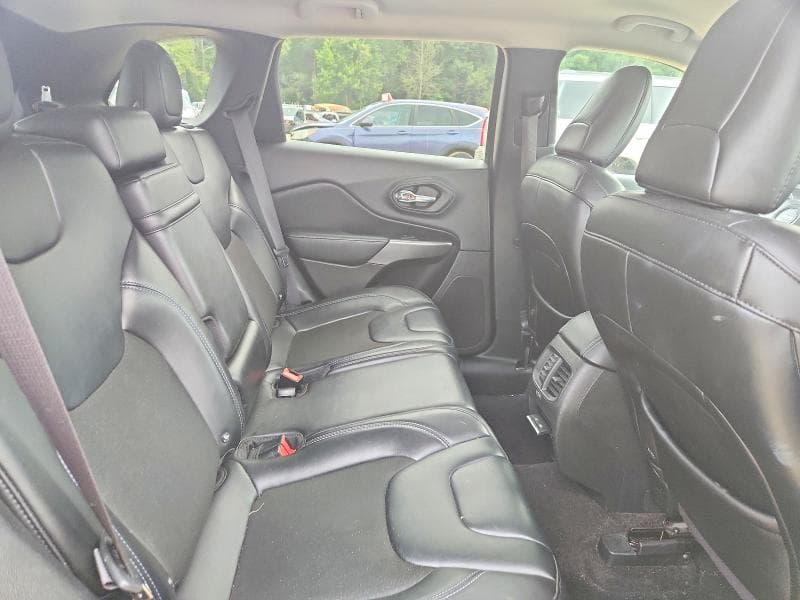 2019 JEEP CHEROKEE LATITUDE PLUS 11