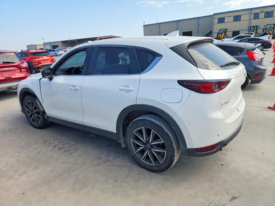 2018 MAZDA CX-5 TOURING 2