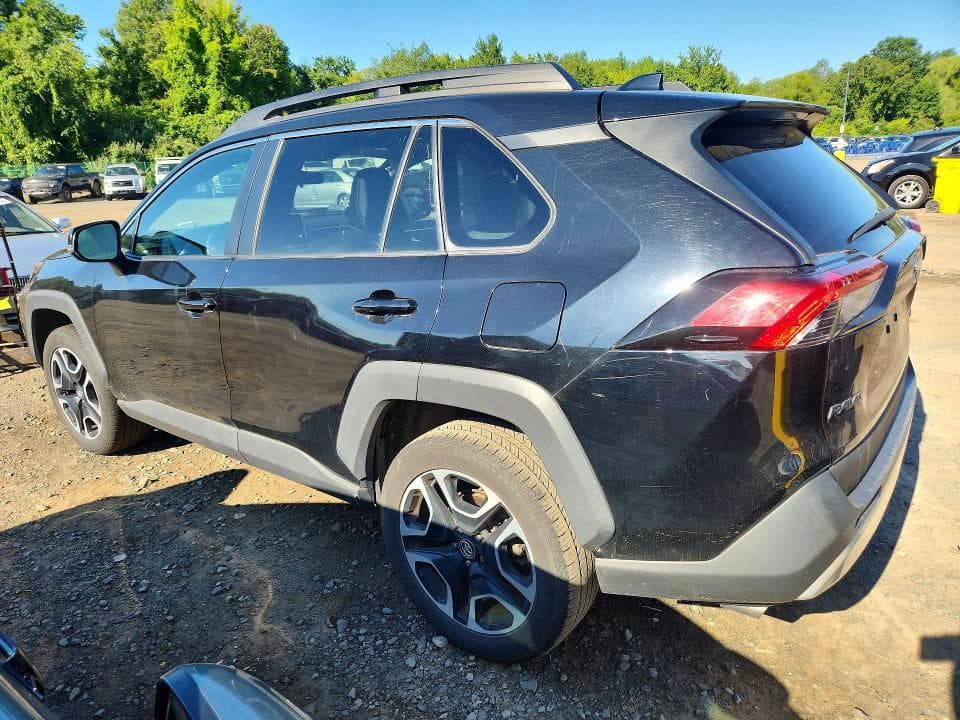 2020 TOYOTA RAV4 ADVENTURE 2