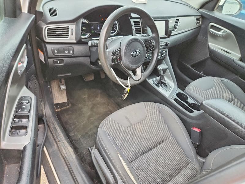 2019 KIA NIRO LX 8