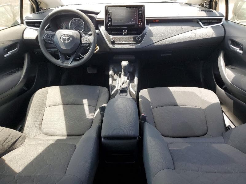 2020 TOYOTA COROLLA LE 8