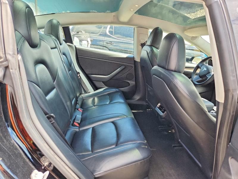 2023 TESLA MODEL 3 10