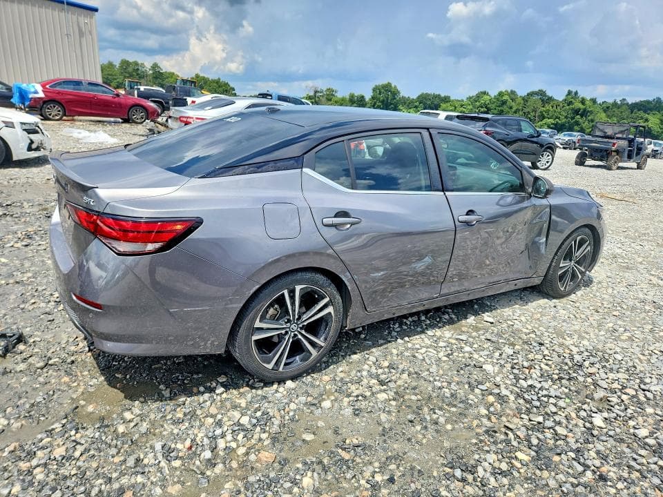 2021 NISSAN SENTRA SR 3