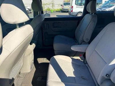 2017 KIA SEDONA L 6