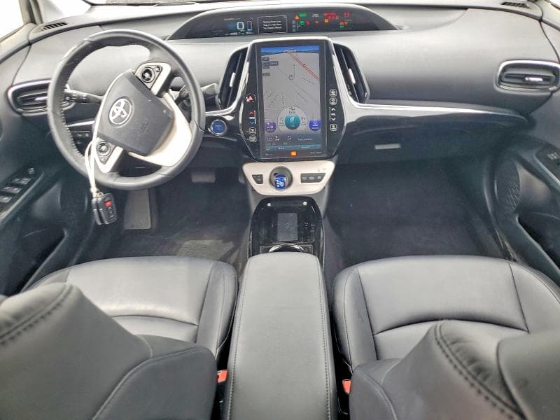 2017 TOYOTA PRIUS PRIME ADVANCED 8