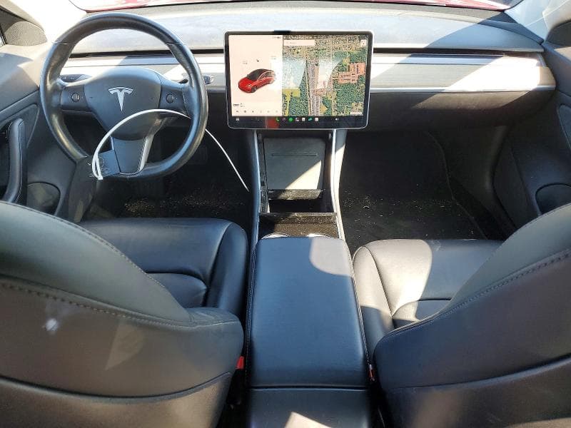 2018 TESLA MODEL 3 8