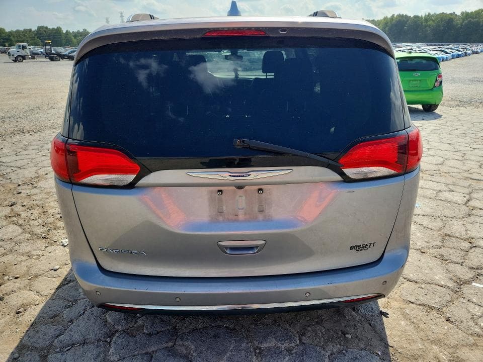 2018 CHRYSLER PACIFICA TOURING L 6