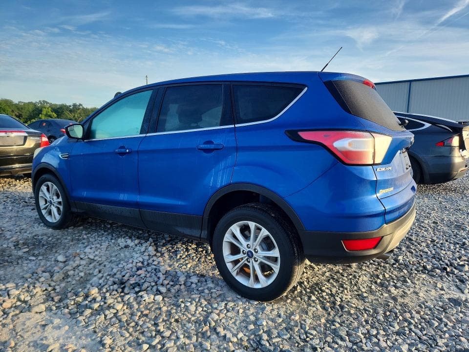 2017 FORD ESCAPE SE 2
