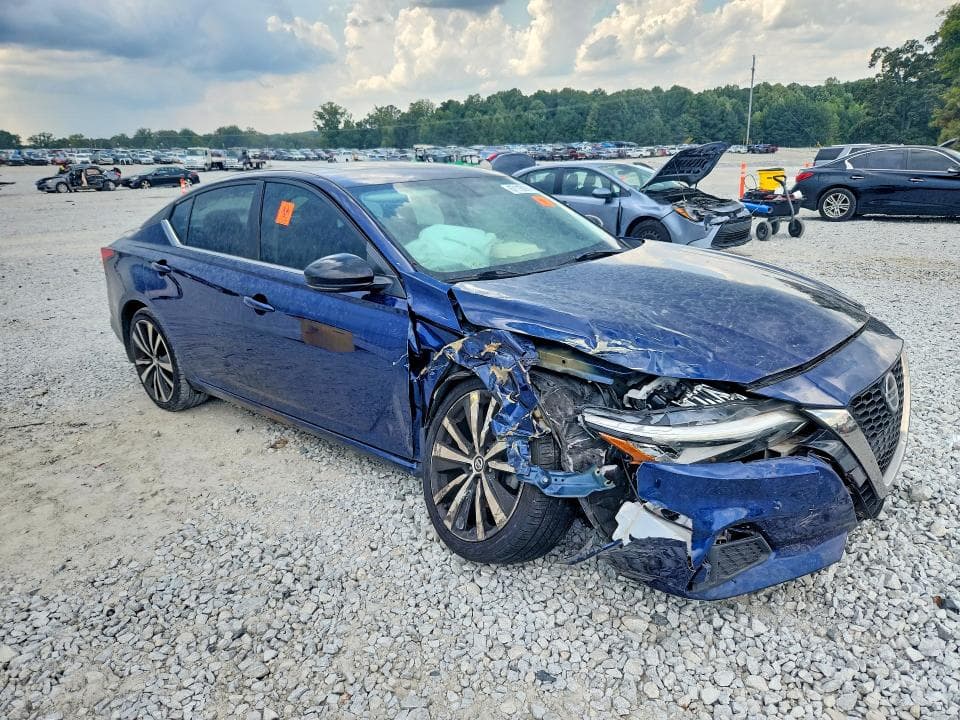 2019 NISSAN ALTIMA SR 4